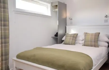 The Owl's Nest Double Bed
